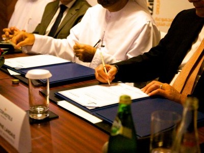 Signing Ceremony Manazil Group & AccorHotels Photo 5
